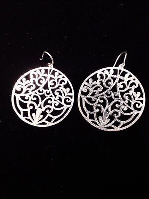 PENDIENTES REDONDOS CALADOS PLATA COLGAR