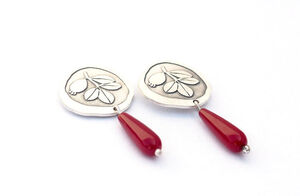 PENDIENTE GRANADA RAMA CORAL